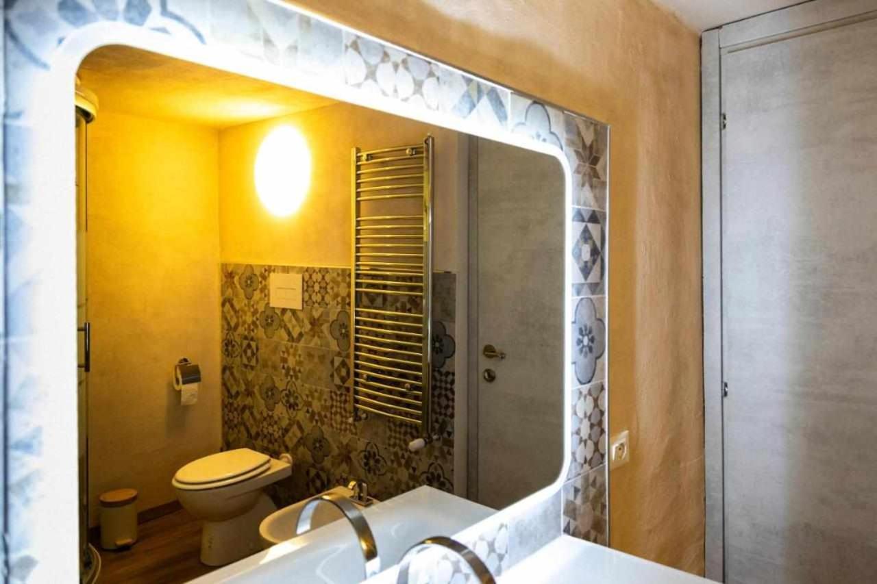 La Casa Dello Stilista Appartement Brescia Buitenkant foto