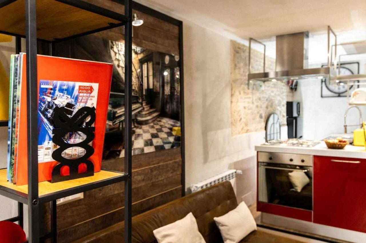 La Casa Dello Stilista Appartement Brescia Buitenkant foto